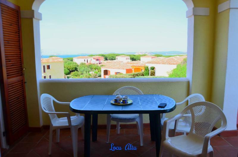 Appartement Da Mario E Maria à Aglientu Extérieur photo