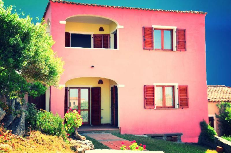 Appartement Da Mario E Maria à Aglientu Extérieur photo